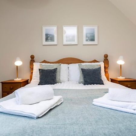 Auckland View - A Comfy & Spacious 4Bed With Views Coundon エクステリア 写真