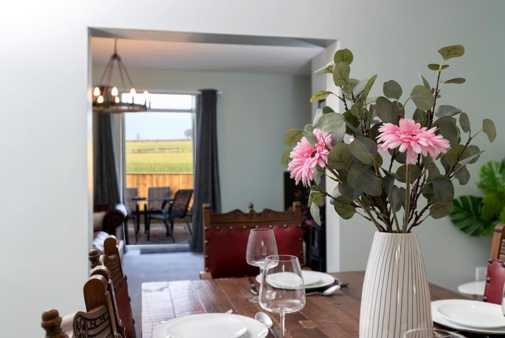 Auckland View - A Comfy & Spacious 4Bed With Views Coundon エクステリア 写真